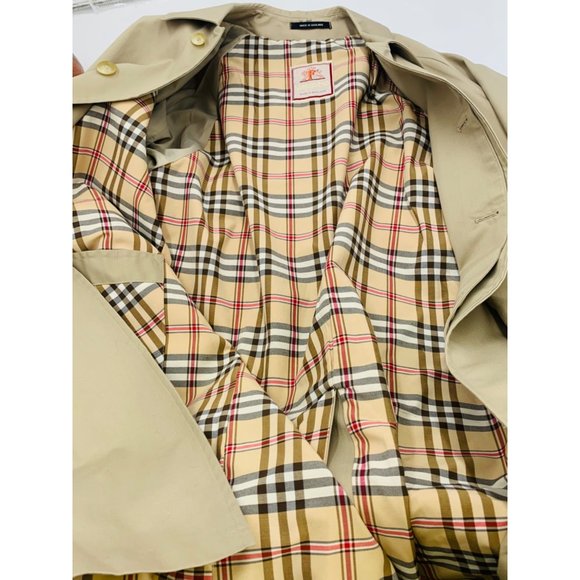 Vintage Four Climes Barracuda Burberry Style Over Coat size 42 Regular - Picture 5 of 9